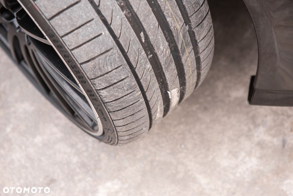 Mercedes-Benz Klasa C 200 7G-TRONIC Edition - 29