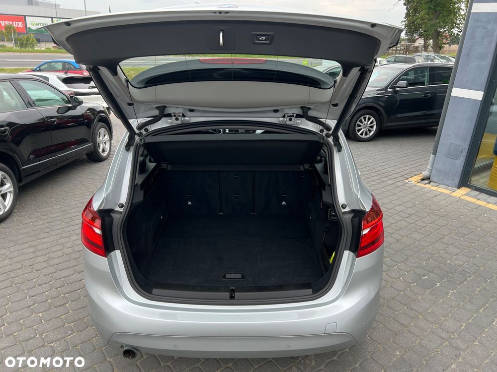 BMW Seria 2 218d Advantage sport - 22