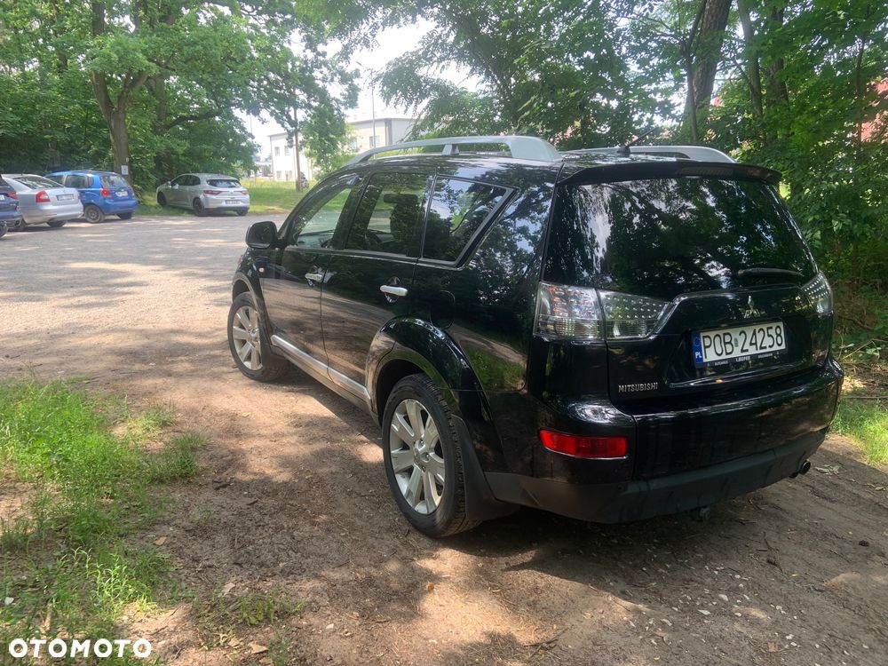 Mitsubishi Outlander 2.0 DID Instyle - 1