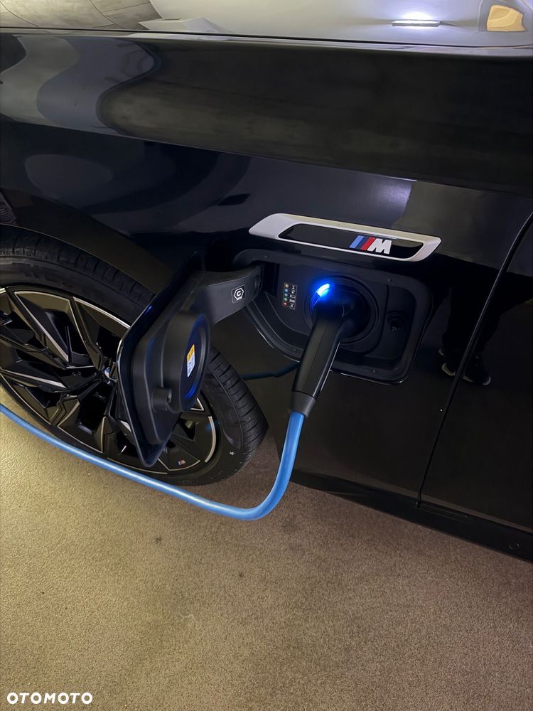 BMW Seria 7 - 22