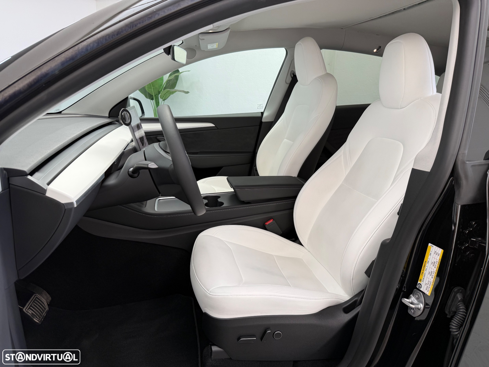 Tesla Model Y Long Range Tração Integral - 11