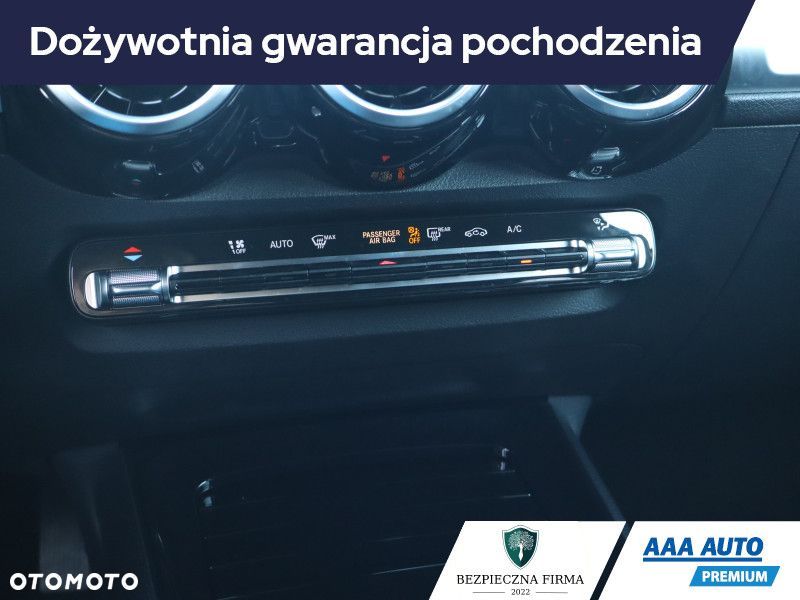 Mercedes-Benz GLB - 22