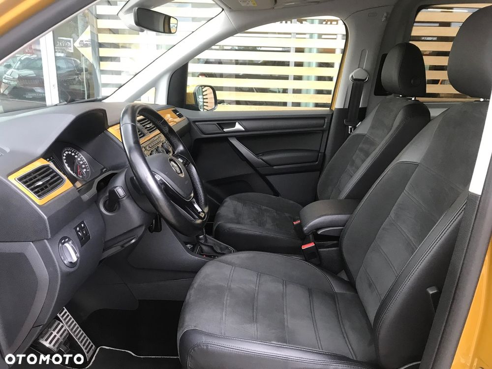 Volkswagen Caddy Maxi 2.0 TDI Highline 4Motion DSG - 25