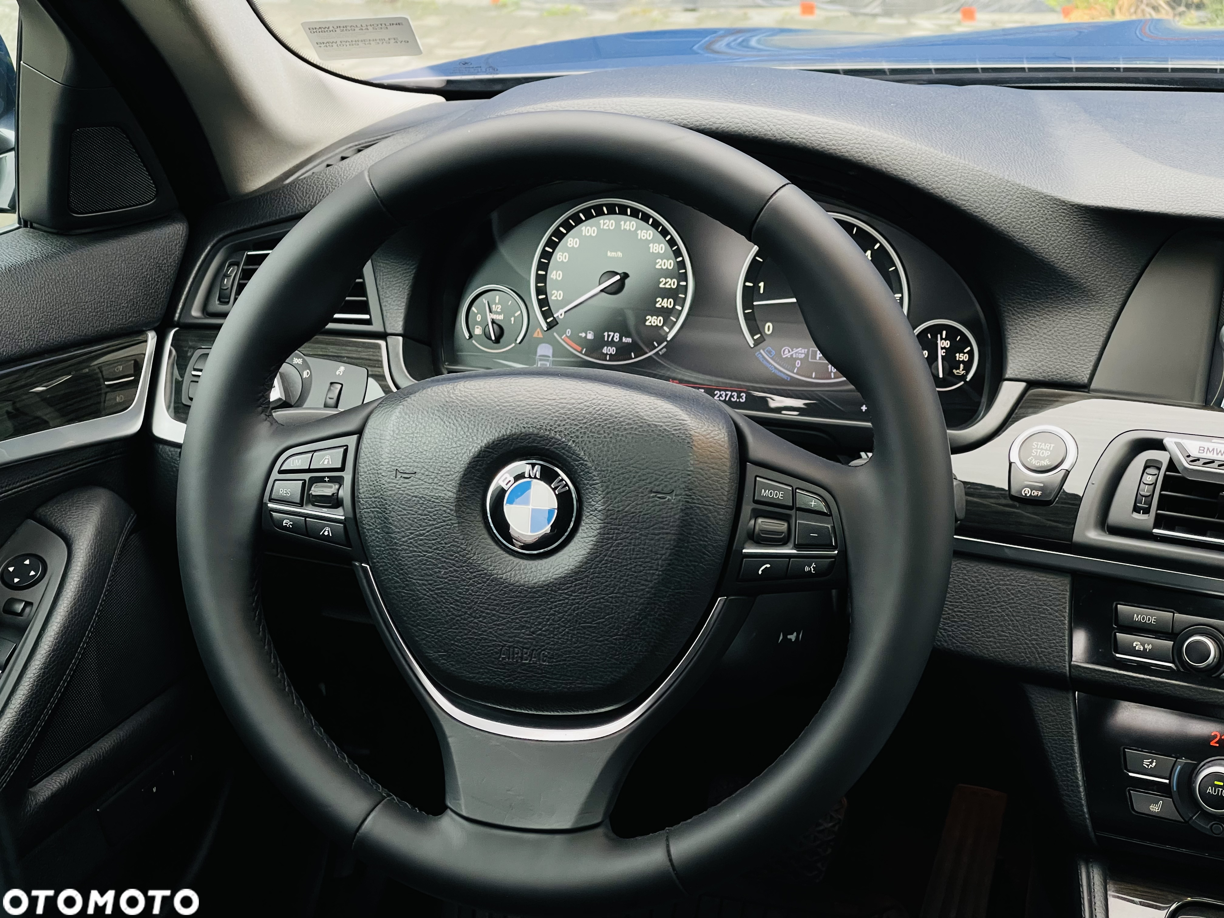 BMW Seria 5 530d xDrive Touring - 24