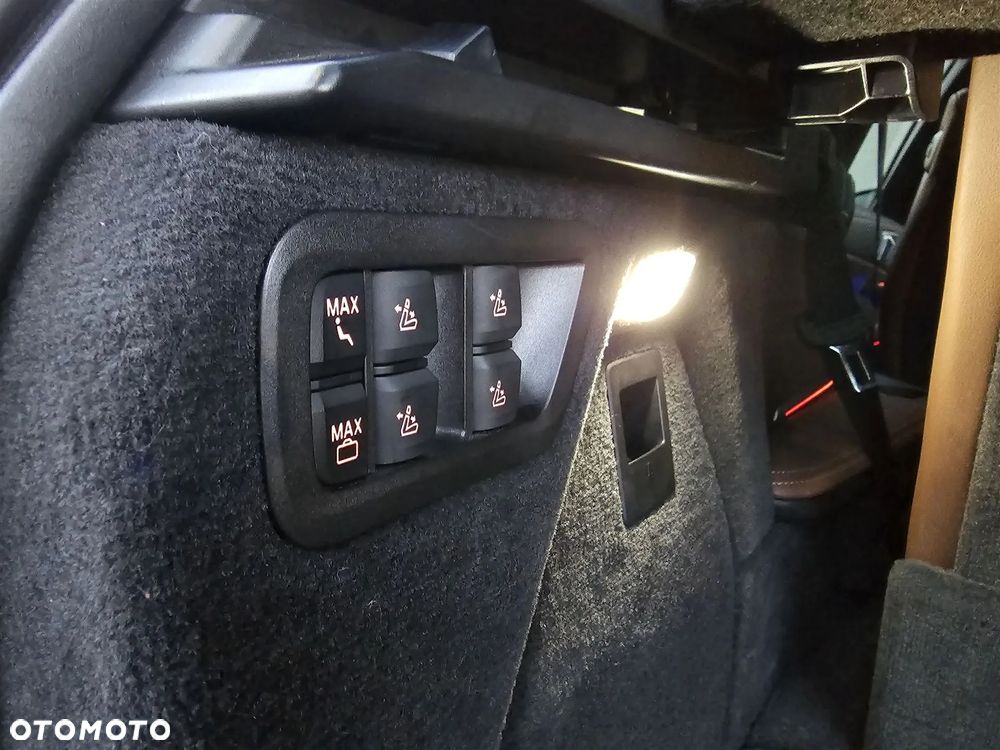 BMW X7 xDrive40d mHEV M Sport Edition sport - 14