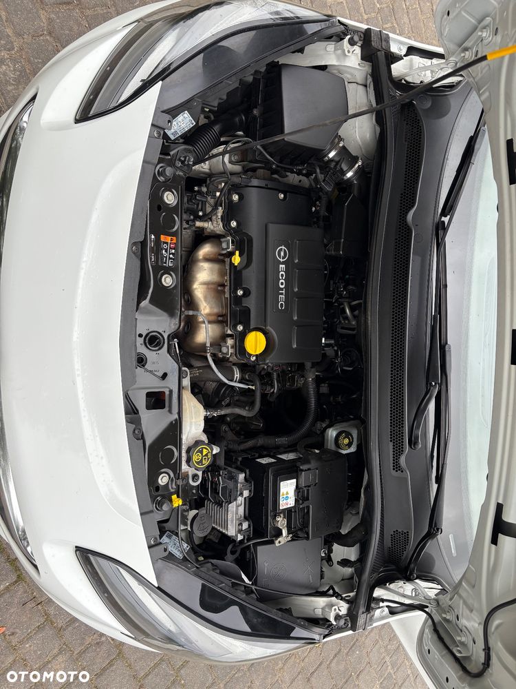 Opel Corsa 1.4 16V Innovation - 18