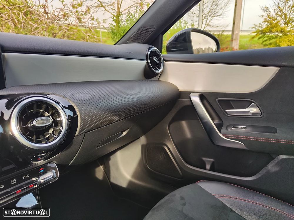 Mercedes-Benz A 180 d AMG Line Aut. - 28