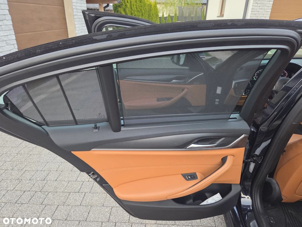 BMW Seria 5 530i mHEV M Sport sport - 11