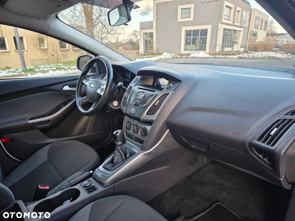 Ford Focus 1.6 TItanium - 15