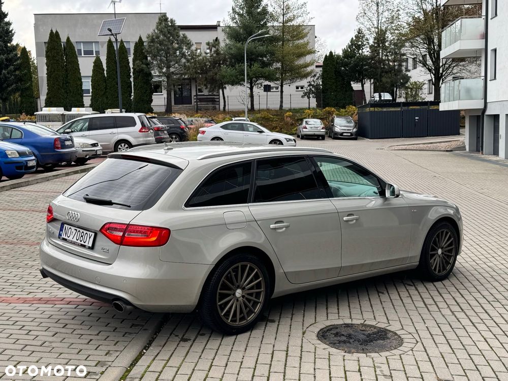 Audi A4 Avant - 16