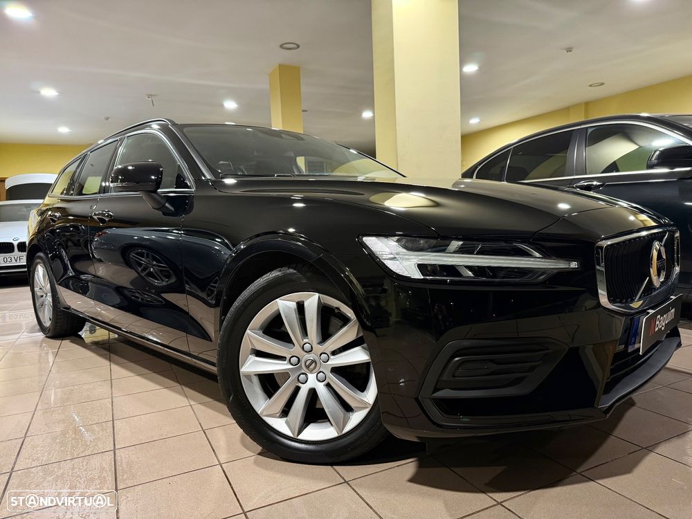 Volvo V60 2.0 B4 Momentum Geartronic - 38