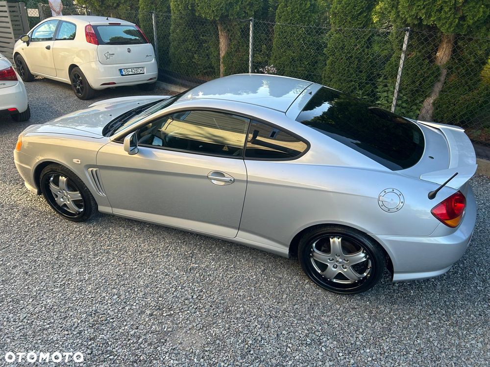 Hyundai Coupe 2.7 GLS - 12