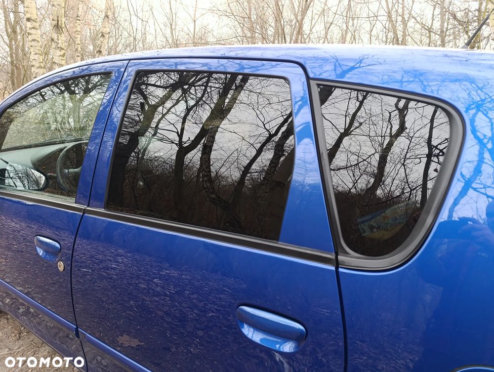 Mitsubishi Colt - 13