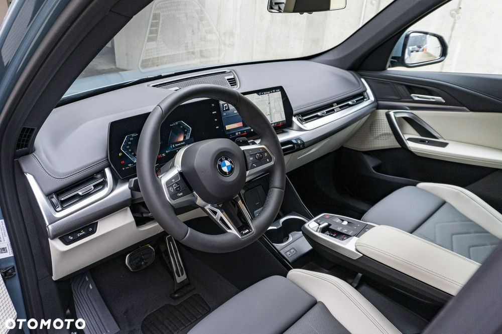 BMW X1 sDrive18i - 10