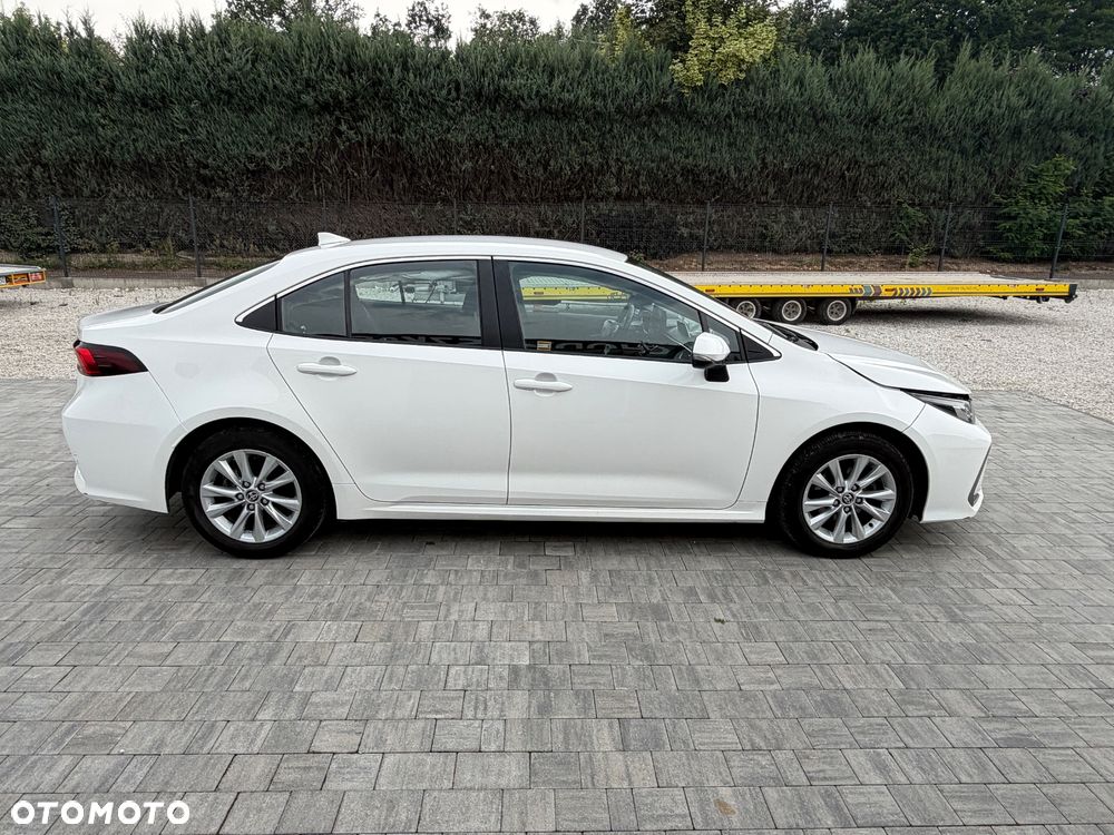 Toyota Corolla 1.8 Hybrid Comfort - 8
