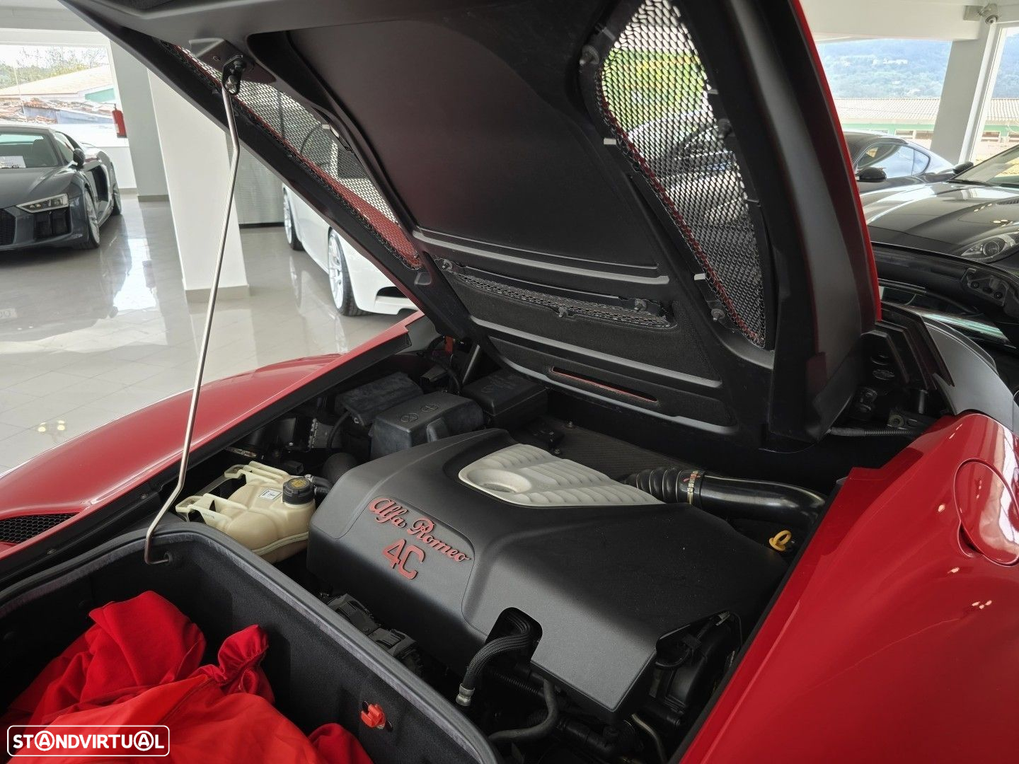 Alfa Romeo 4C Spider 1750 TBi - 38