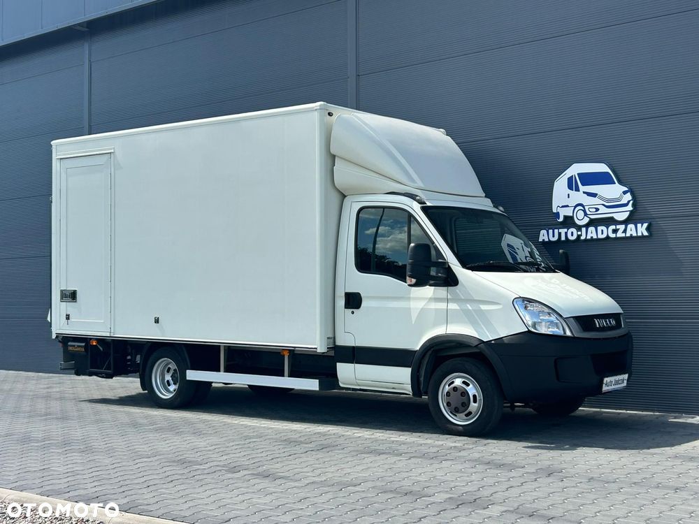 Iveco Daily 40C18 35C18 3.0 HPI Kontener 8 palet + winda 750kg + drzwi boczne **KLIMA**Sprowadzony**2011R** - 2