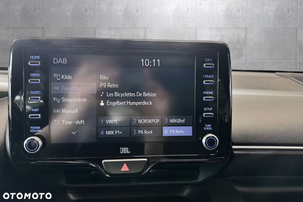 Toyota Yaris Hybrid 1.5 Premiere Edition - 18