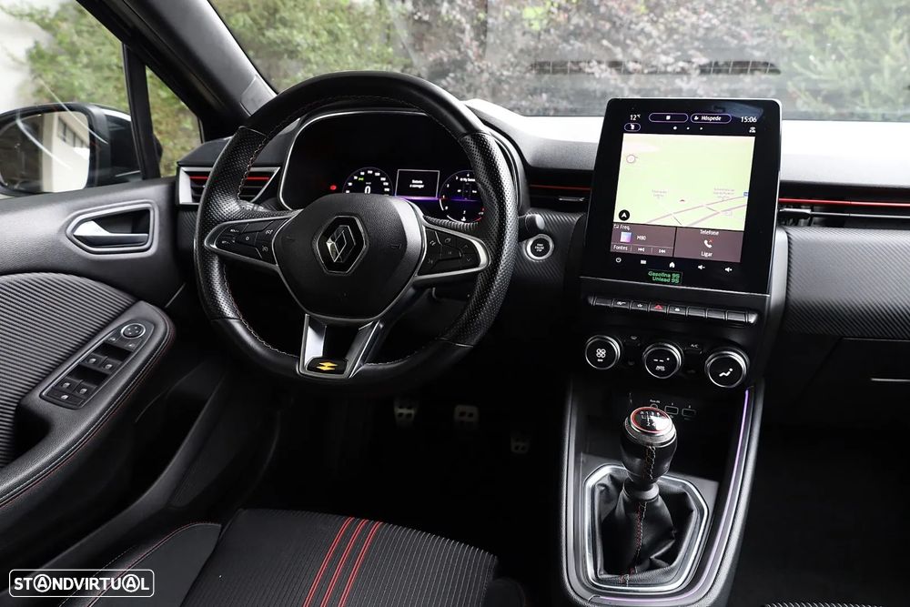 Renault Clio 1.0 TCe RS Line - 18