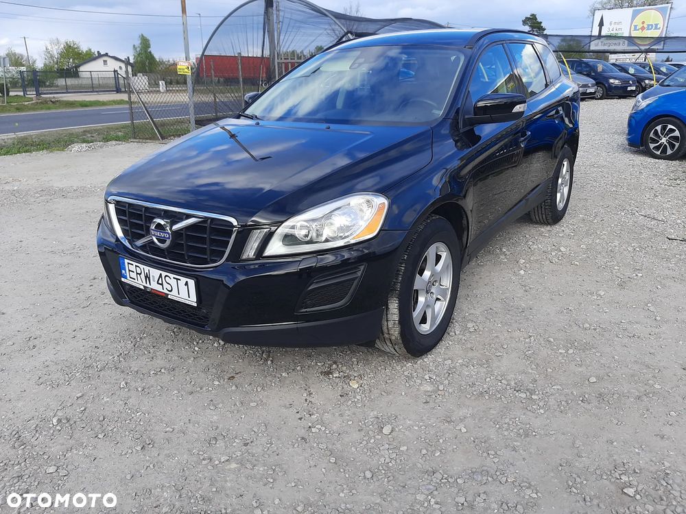 Volvo XC 60 D5 AWD Momentum - 9