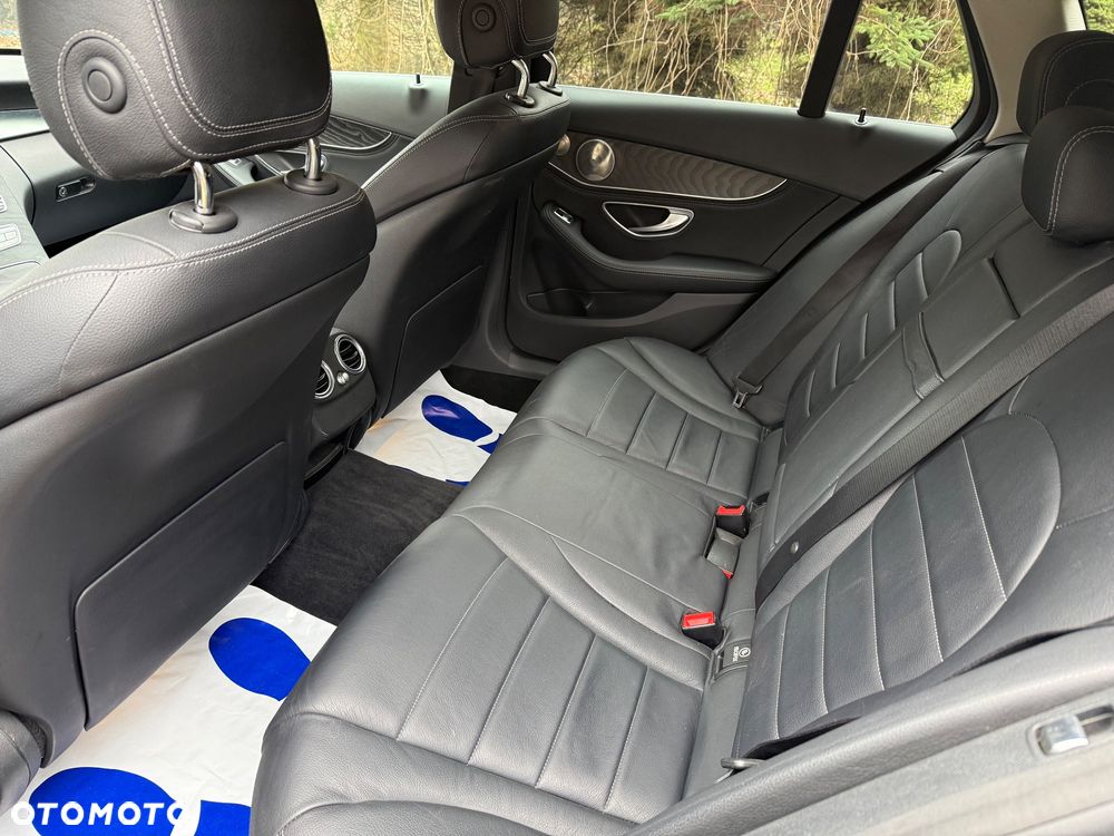 Mercedes-Benz Klasa C 350 e 7G-TRONIC AMG Line - 17