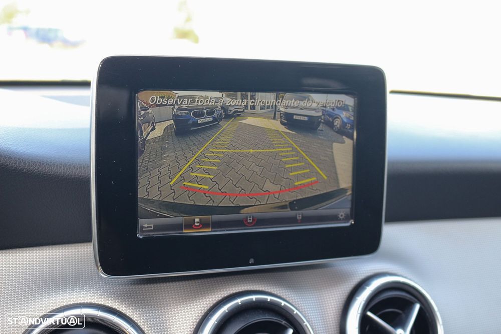 Mercedes-Benz CLA 180 d Urban - 29