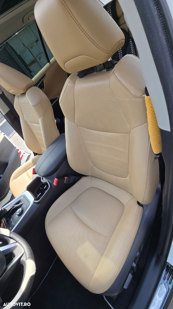 Toyota RAV4 2.5 VVT-iE 4x4 Luxury Premium - 20