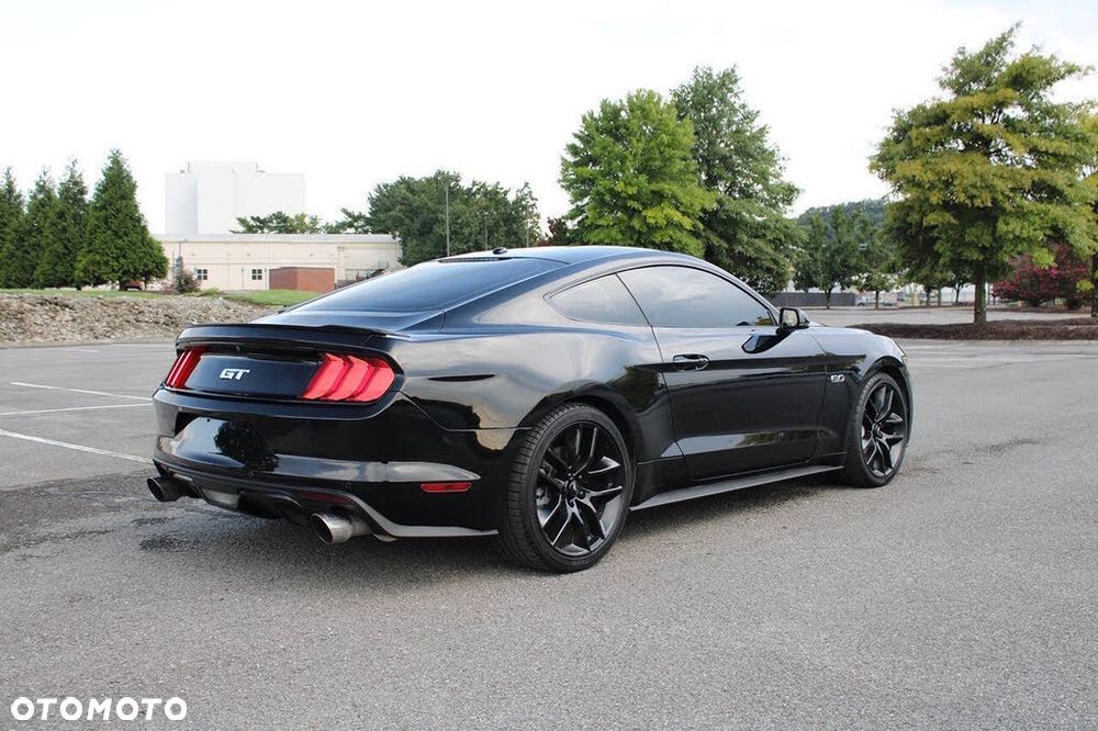 Ford Mustang 5.0 V8 GT - 6