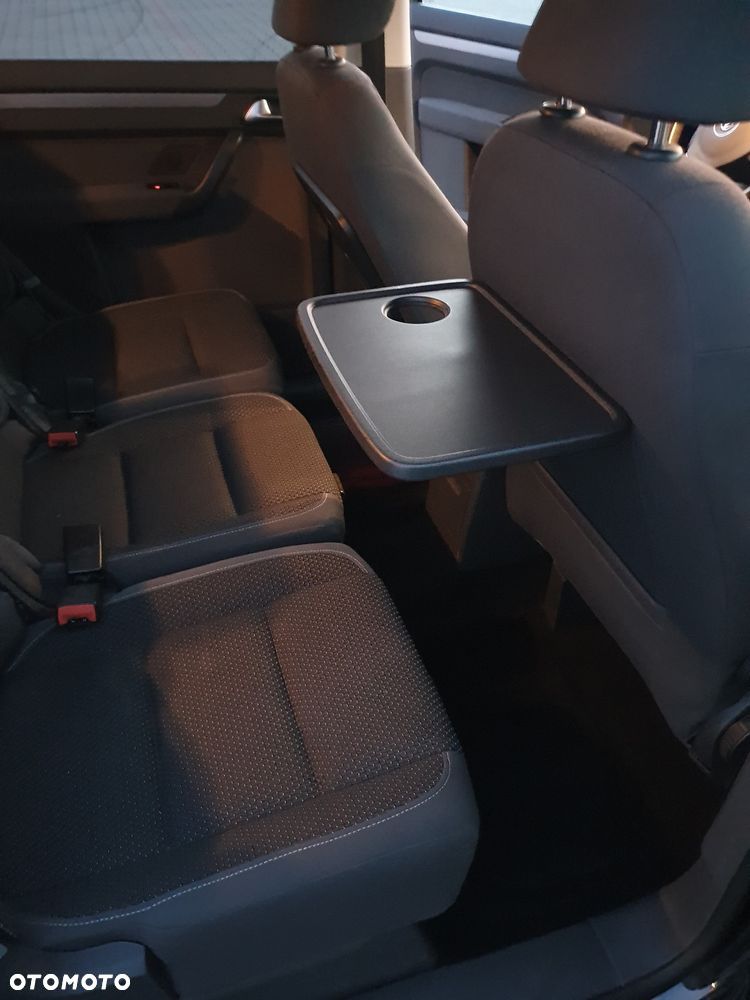 Volkswagen Touran 1.6 TDI DPF BlueMot Comfortline - 9