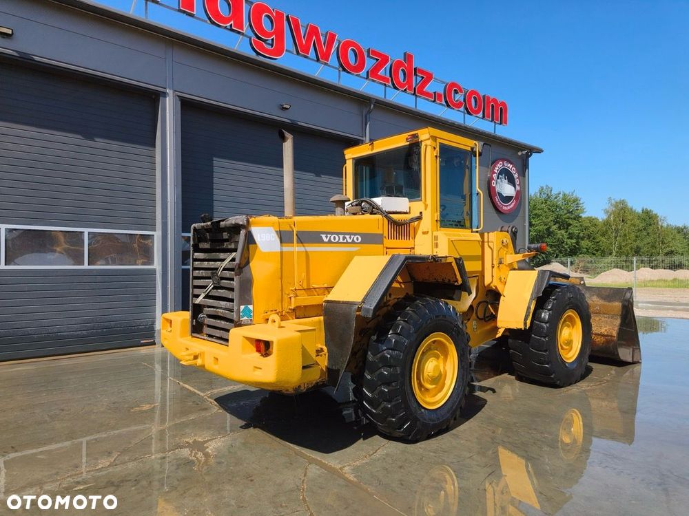 Volvo L90C - 4