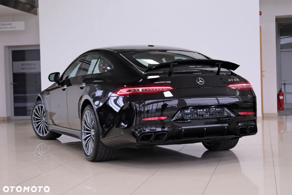 Mercedes-Benz AMG GT 63 4Matic+ Speedshift MCT 9G - 13