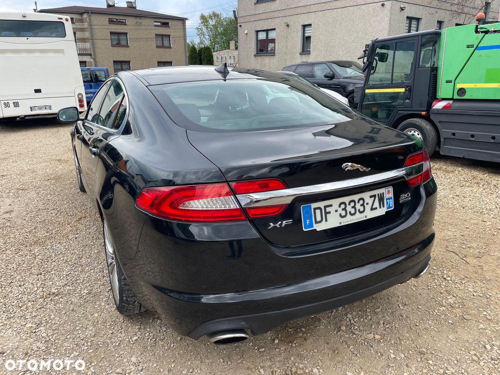 Jaguar XF 35t AWD Pure - 13