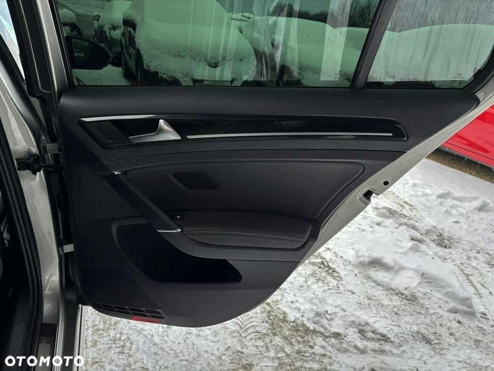 Volkswagen Golf 1.4 TSI BMT Highline DSG - 19