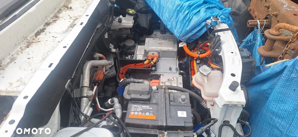 Częsci Dacia Spring 2023r - 3