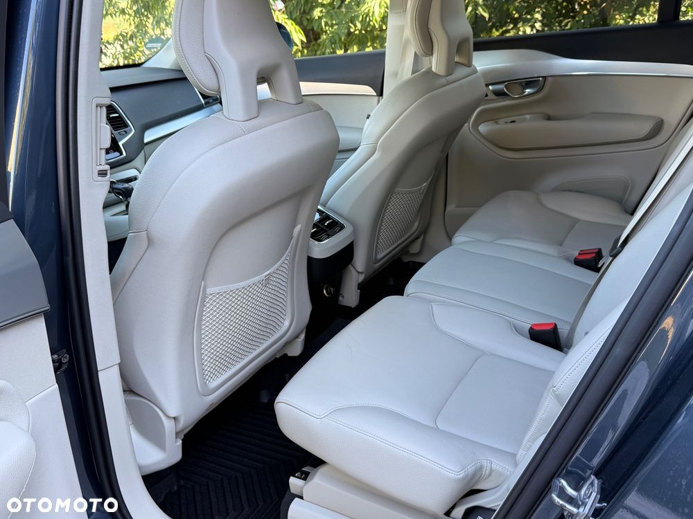 Volvo XC 90 T6 AWD Momentum 7os - 12