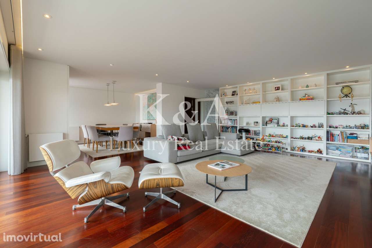 Apartamento T4 com vista mar em Matosinhos num condomínio com piscina. - Grande imagem: 3/15