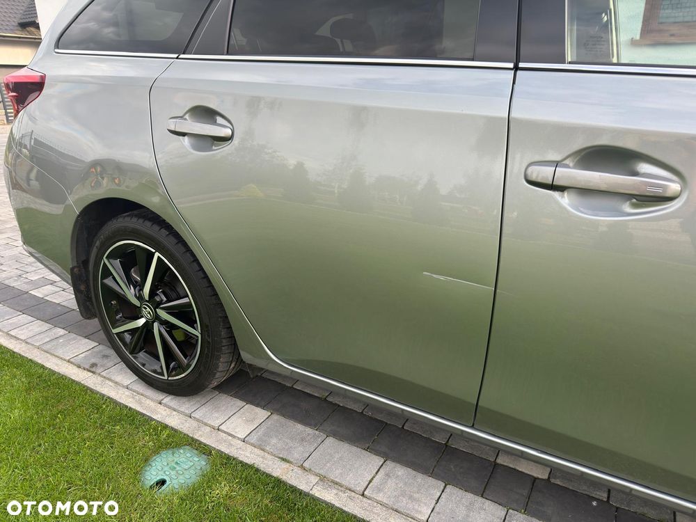 Toyota Auris - 9