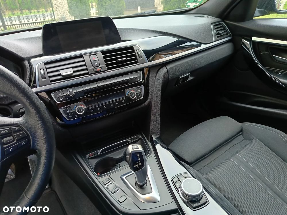 BMW Seria 3 - 13