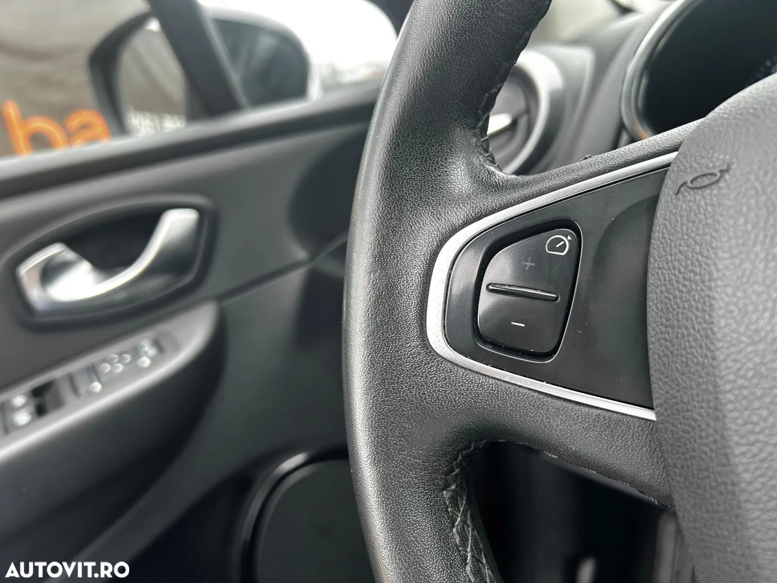 Renault Clio ENERGY TCe 90 Start & Stop Limited - 24