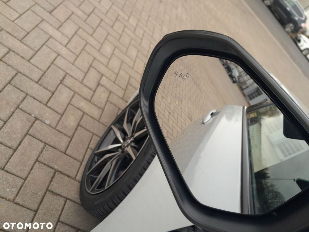 Toyota Corolla 2.0 Hybrid GR Sport - 25