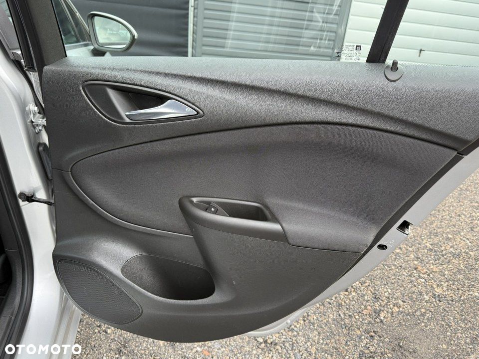 Opel Astra 1.4 Turbo Start/Stop Innovation - 36