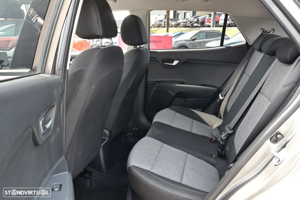 Kia Stonic 1.2 MPi Vibe - 17