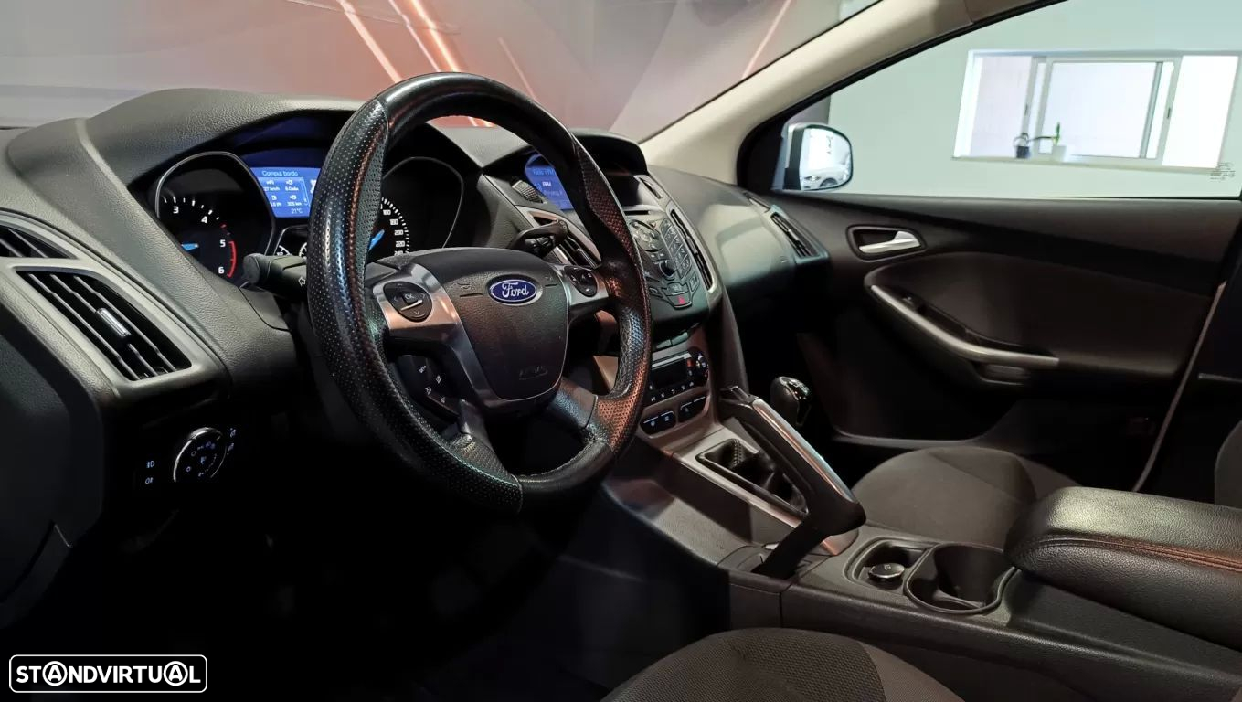 Ford Focus SW 1.6 TDCi Titanium Best Econetic - 24