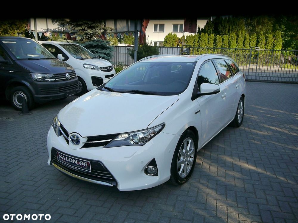 Toyota Auris - 4