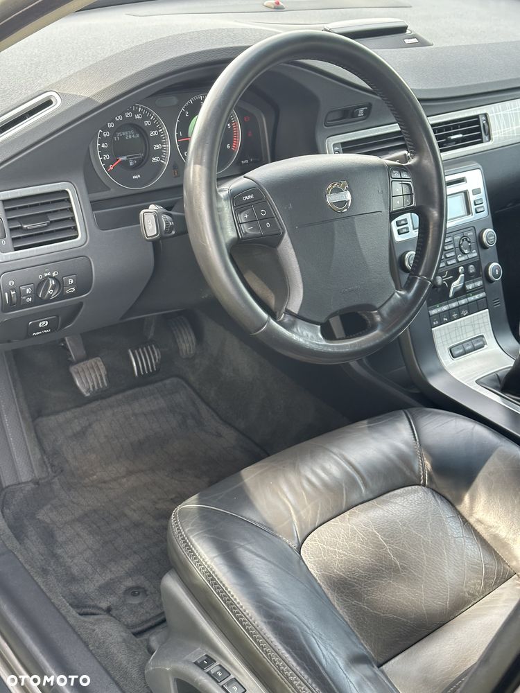 Volvo XC 70 D5 AWD Summum - 22