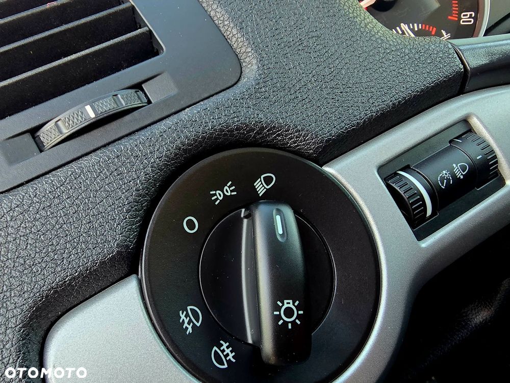 Skoda Octavia Combi 2.0 TDI Ambiente - 29