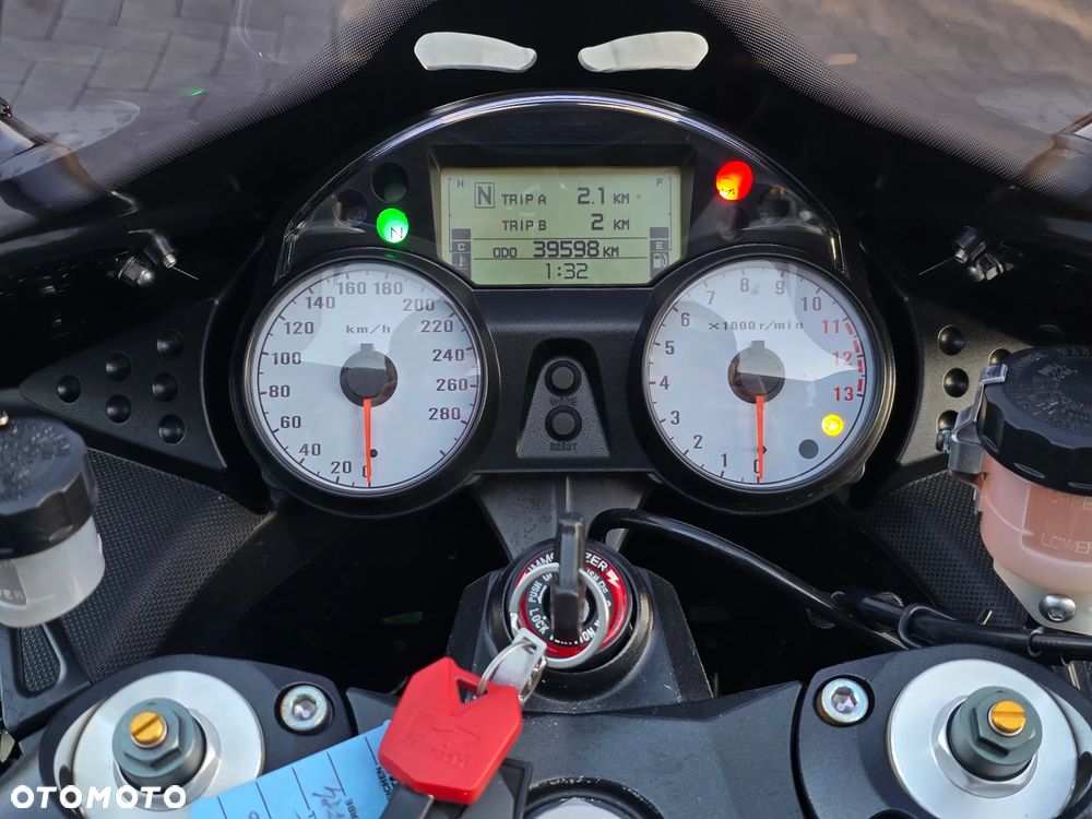 Kawasaki ZZR - 36