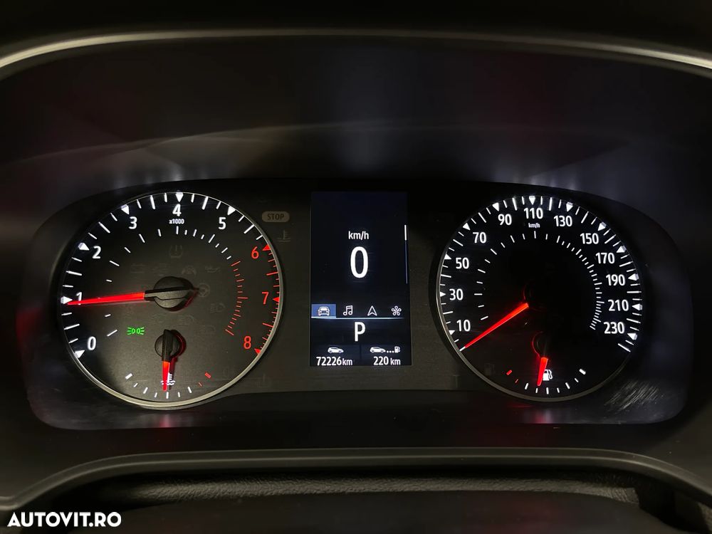 Renault Megane TCe EDC Zen - 24