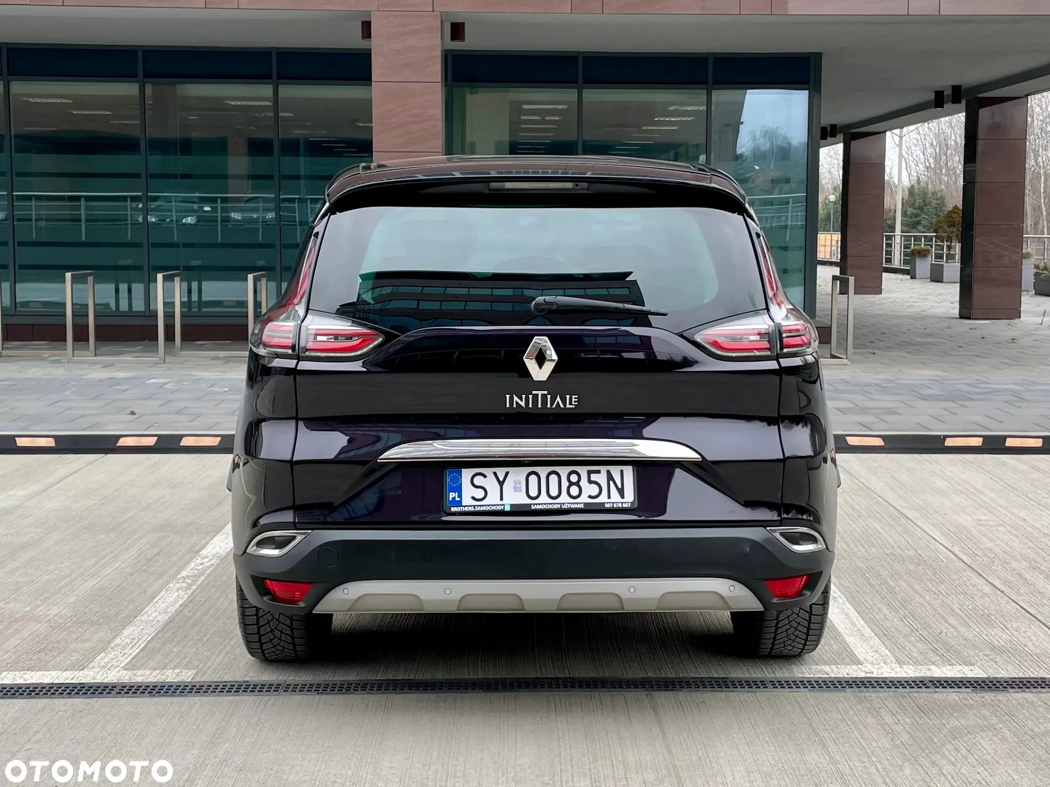 Renault Espace 1.6 dCi Energy Initiale Paris EDC - 17