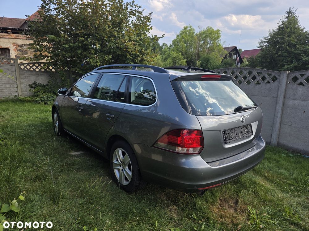 Volkswagen Golf - 3